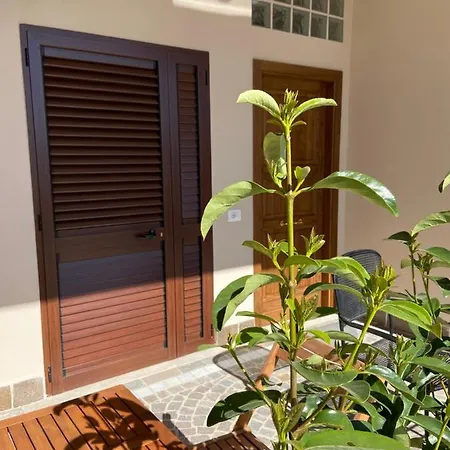 Informis Bed & Breakfast