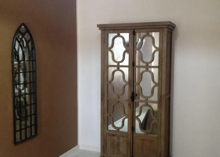 Informis Bed & Breakfast